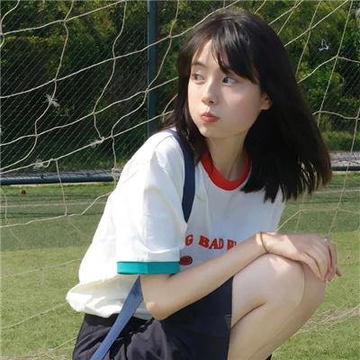 雨中的女人